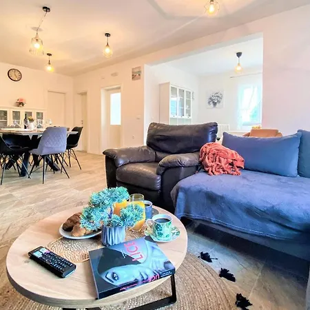 Holiday home In With Wifi Vrgorac