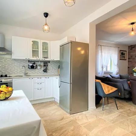 Luxurious In Vrgorac