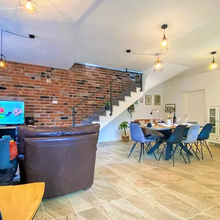 Holiday home In With Wifi