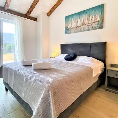 Semesterbostad Luxurious In *